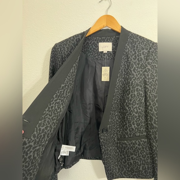 LOFT Women’s Black & Gray Leopard Print Blazer Size 10 Petites - Picture 5 of 8